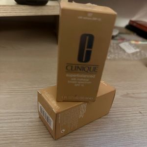 Clinique superbalanced foundation